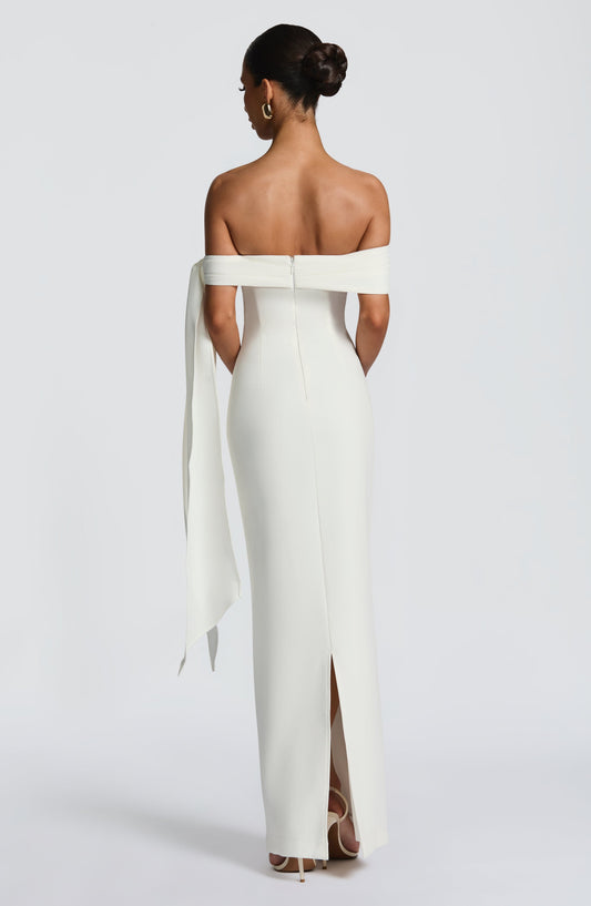 Amelièr Vorè | Chloe Maxi Dress Ivory Bardot Column