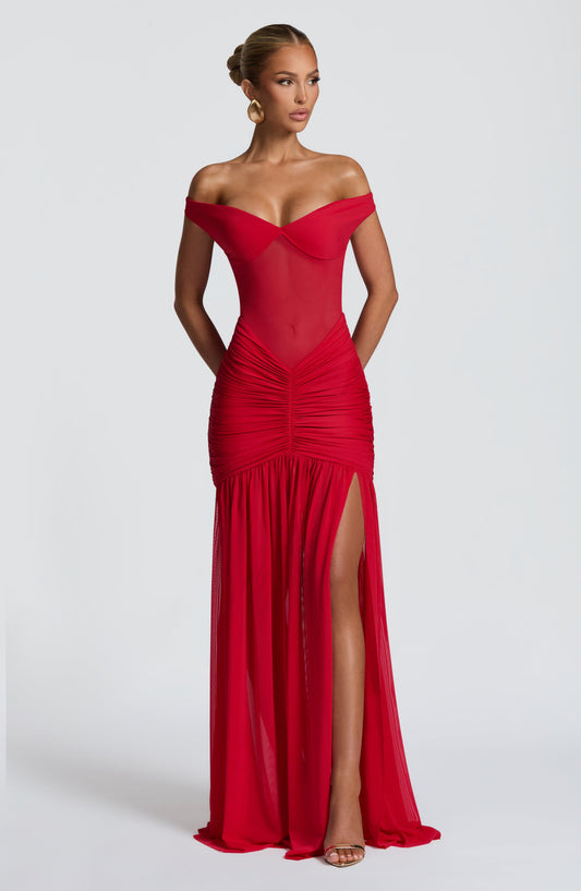 Sienna Maxi Dress Sweetheart Bardot Red – styling detail