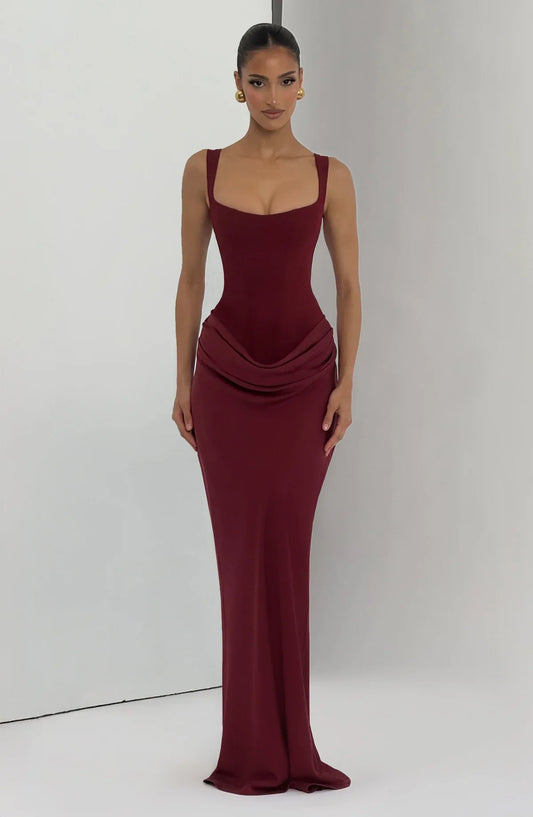 LORÉVA Maxi Dress – styling detail