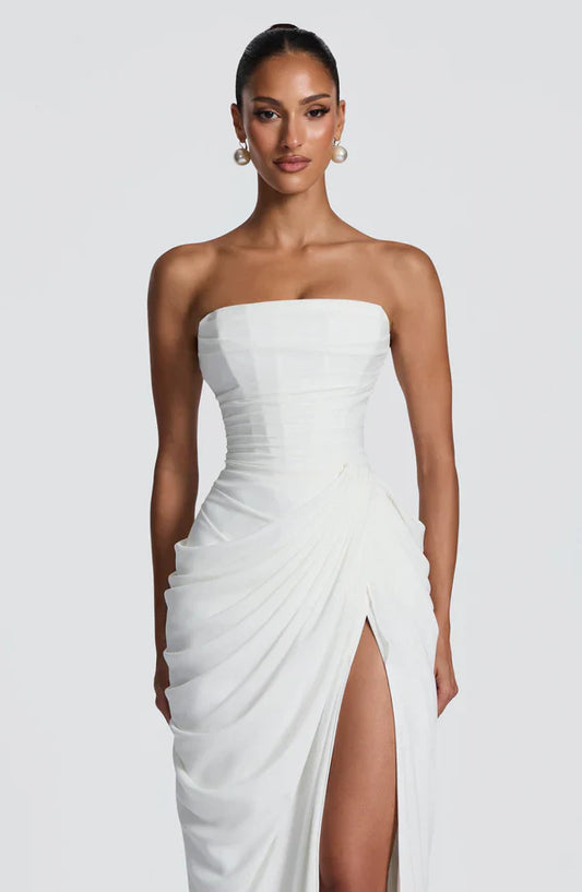 SAVÉRA Maxi Dress – close-up detail
