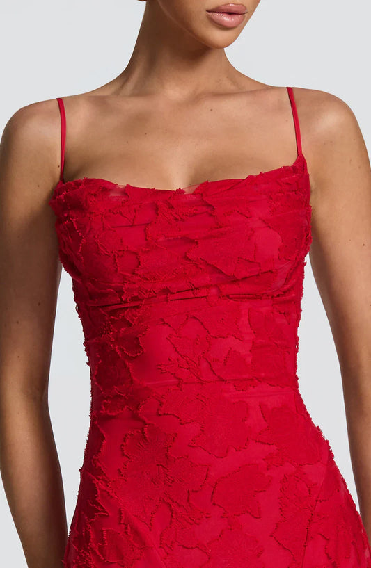 LIVÉRA Maxi Dress – styling detail