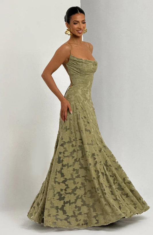 LIVÉRA Maxi Dress – close-up detail