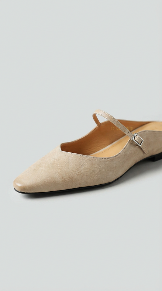https://cdn.shopify.com/s/files/1/0988/8700/8598/files/freepik_create-an-ultrarealistic-luxury-closeup-footwear-studio-photograph-of-the-reference-shoe-designed-as-a-premium-detail-shot-for-a-highend-ecommerce-product-page.-the-shoe-must_bd648234-90c1-44a5-beb9-8bf50b14ef05.png?v=1774475569