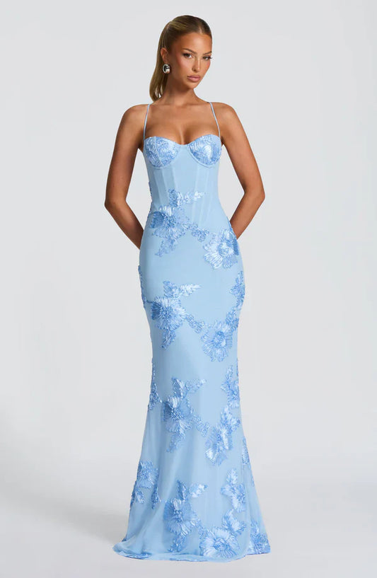 ROVÉNA Maxi Dress – styling detail