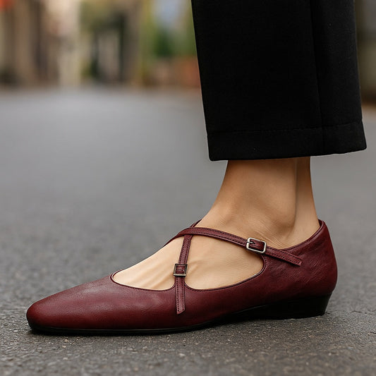 https://cdn.shopify.com/s/files/1/0988/8700/8598/files/shoe_clean_7.jpg?v=1774478410
